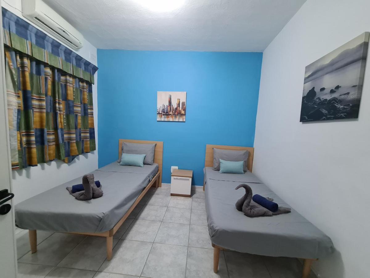Spacious Seafront Apt Next To Sliema-Valeta Ferry Eksteriør billede