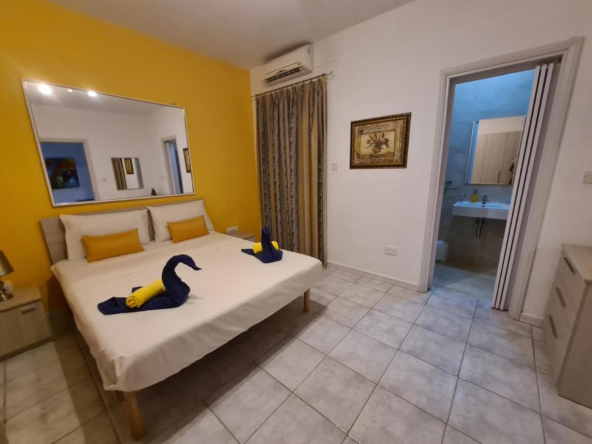 Spacious Seafront Apt Next To Sliema-Valeta Ferry Eksteriør billede