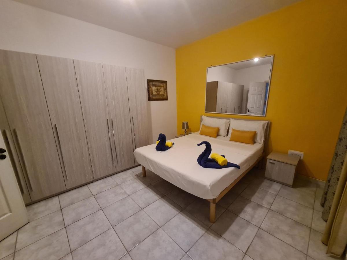 Spacious Seafront Apt Next To Sliema-Valeta Ferry Eksteriør billede